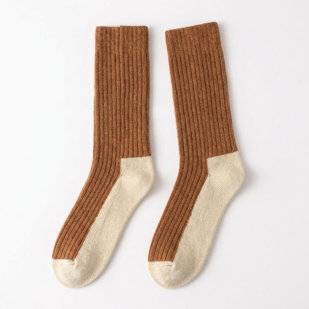 Frostmere – Cashmere Socks — Brown