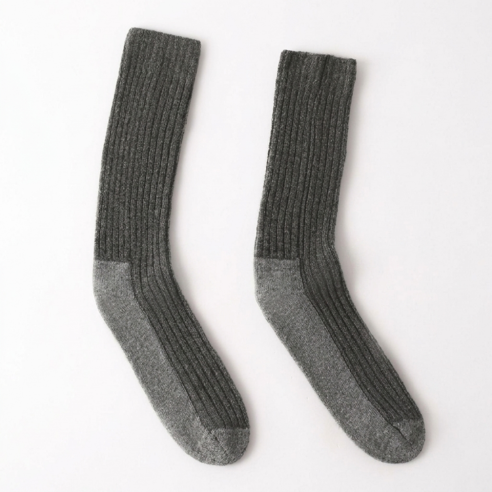 Frostmere – Cashmere Socks — Gray