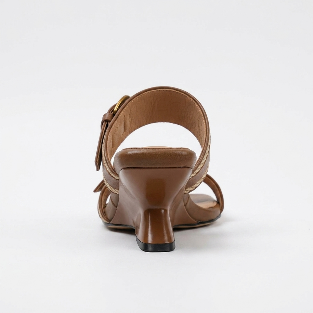 Alvara - Slip-On Wedge